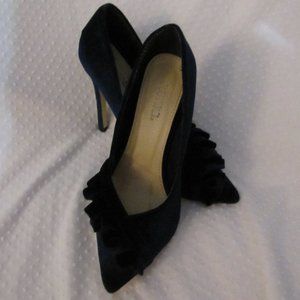 cute navy-blue pumps size 7